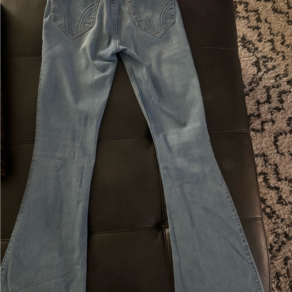 Hollister Flare Jeans in great condition!